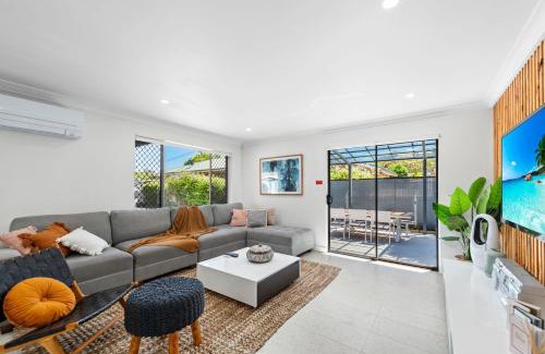 Nelson Bay Villa | The Bayhaven- Pet friendly Villa