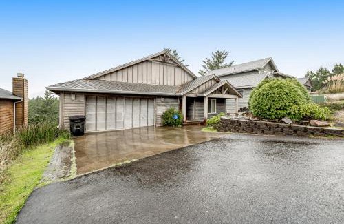 Pacific City House | The Beach Bunkhouse
