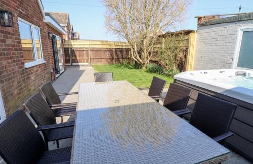 Mablethorpe and Sutton House | The Beach Haven