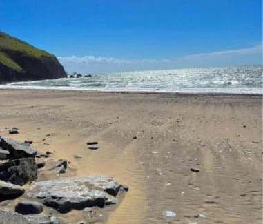 Aberystwyth House | The Beach Hideaway Pet Friendly 2 Bedroom Static Caravan Clarach Bay
