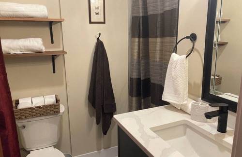 Central Okanagan House | The Beach House Beach Avenue Peachland