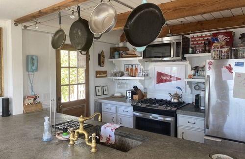 Peaks Island Cottage | “The Beach House” Peaks Island Oceanfront Cottage