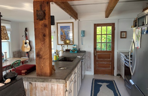 Peaks Island Cottage | “The Beach House” Peaks Island Oceanfront Cottage