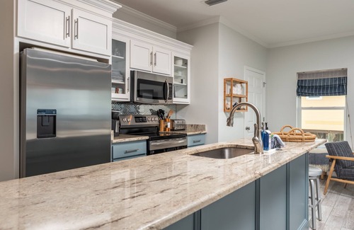Dauphin Island House | The beach is your backyard in this gulf-front cottage!