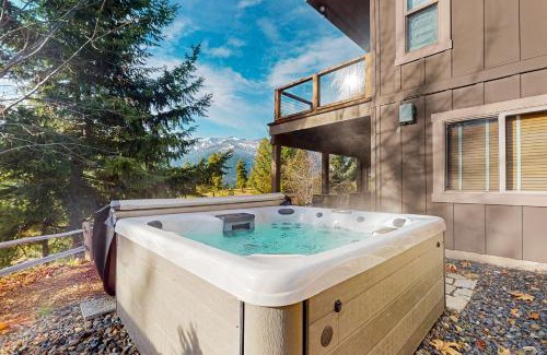 Cle Elum House | The Bear Hug