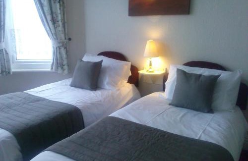North Shore Bed & Breakfast | The Beaucliffe Hotel