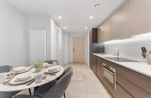 The Docks Apartment | The Becky Suite - Princes Dock Liverpool