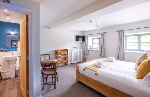 Sapperton Bed & Breakfast | The Bell at Sapperton