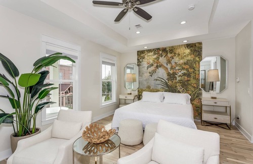 Downtown House | "The Belmont" - Upscale Luxury Downtown Living - One Block Off Palafox