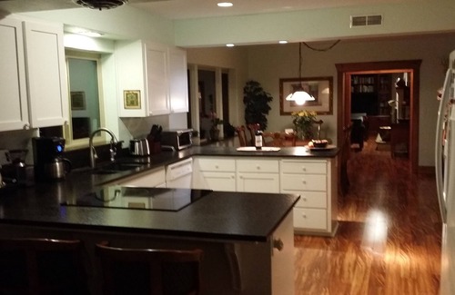 Ashland Villa | The Best In Ashland: Magnificent View, Privacy, Quality, Convenience, Very Clean
