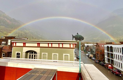 Telluride Condo | The Best Views in Telluride - 3 Bdr Penthouse with Private Wrap Around Deck and Hot Tub