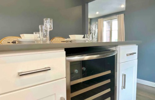 South Hills House | The Beverly at Mt. Lebanon by Luxe PGH