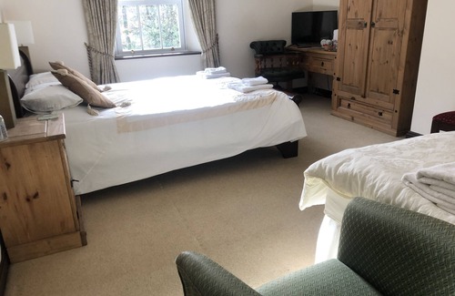 Black Torrington Bed & Breakfast | The Bickford Arms