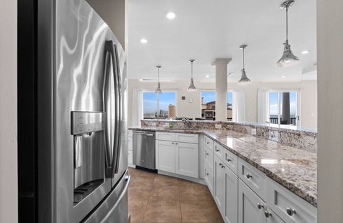 Myrtle Beach House | The Big Bali Baller 7 BR Penthouse Suite Loft with Pool