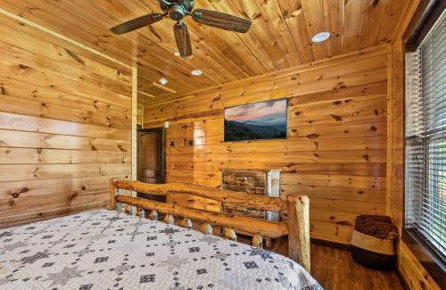 Gatlinburg House | The Big Oak Lodge by Stony Brook Cabins