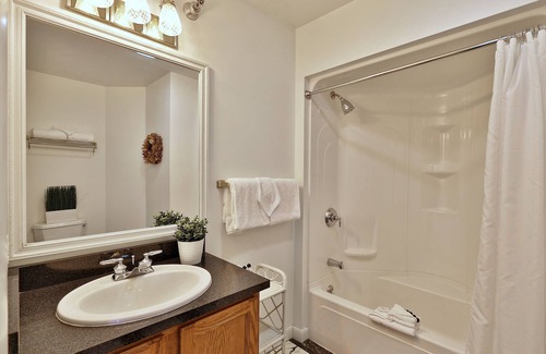 Killington Cabin | The Birch Ridge: European Room #8 - King Suite in Killington, Vermont. Hot Tub.