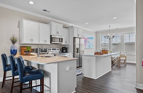 Morehead City House | The Blue Chill (Elevator in Unit) in Beaufort, NC