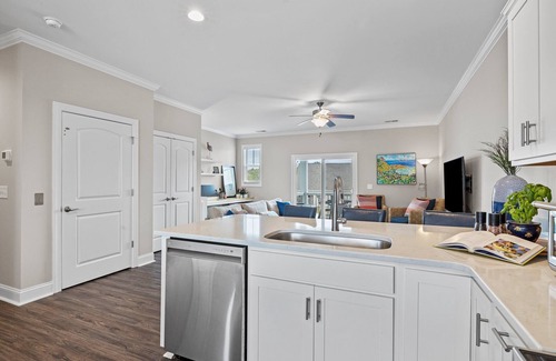 Morehead City House | The Blue Chill (Elevator in Unit) in Beaufort, NC