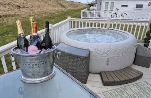 Walton on the Naze House | The Blue Lagoon 2 bedroom lodge with hot tub