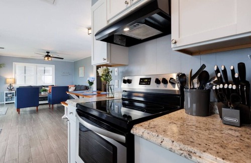 Fort Morgan Cottage | The Blue Pearl · Experience Coastal Living at Blue Pearl: Private Beach Access