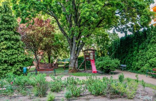 Balatonfured Apartment | The Bluedeck Wellness Apartment