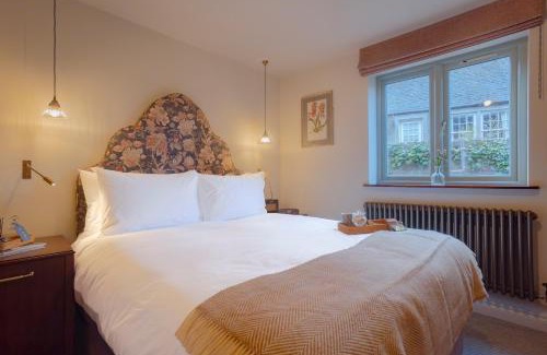 Auchtermuchty Hotel | The Boars Head, Fife Restaurant and Rooms
