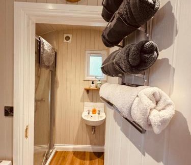 Rowlands Gill Other | The Bodos Hut