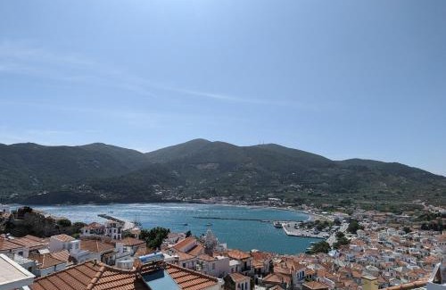 Skopelos House | The Botanist Guesthouse