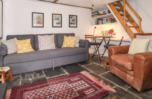 Penny Bridge Cottage | THE BOTHY AT WOODLAND VIEW, pet friendly in Penny Bridge