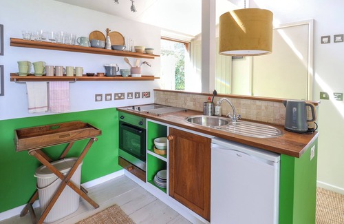 Lyme Regis Cottage | THE BOTHY, romantic, character holiday cottage in Lyme Regis