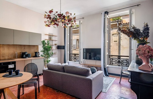 Belsunce Apartment | The Boudoir des Capucins near Canebière – Train Station – Ol
