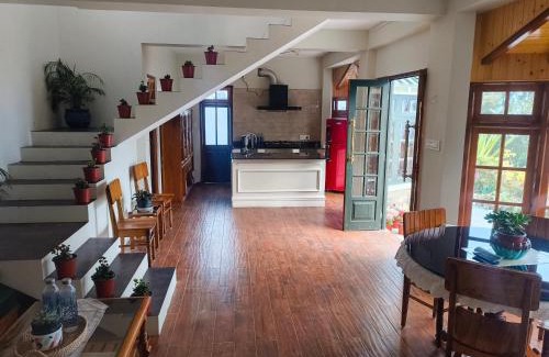 Turuk House | The Bougainvillea House