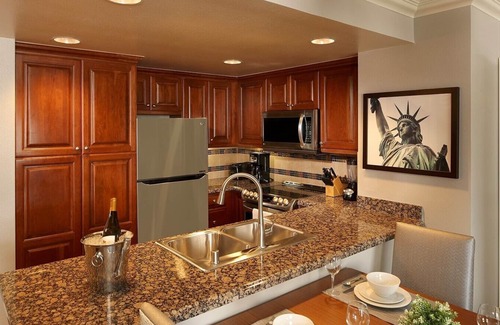 Las Vegas Apartment | The Boulevard - Hilton 2 Bedroom