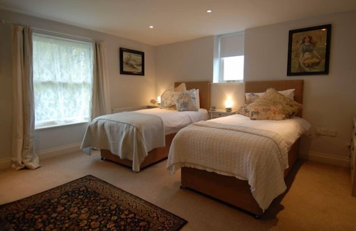 Bridgwater Hotel | The Bower Inn