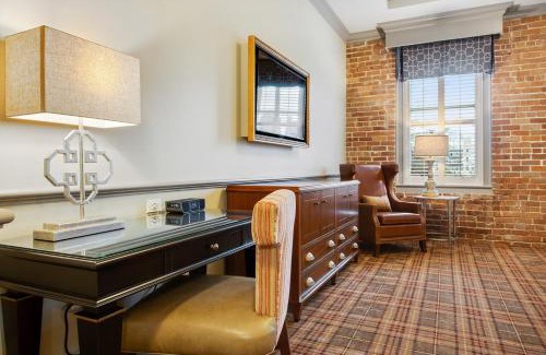 Treme Hotel | The Brakeman Hotel