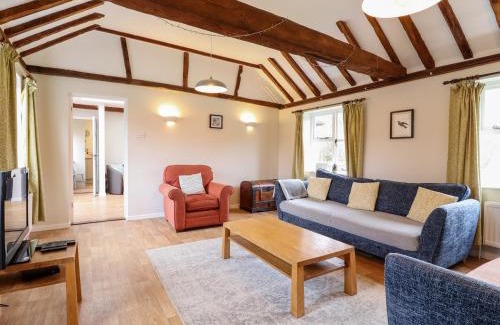 Colchester House | The Brambles