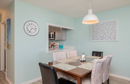 Caswell Beach Condo | The Breeze: Community Pool, Private Balcony, Whirlpool Tub and More!