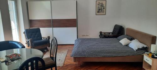 Kosancicev Venac Apartment | The Bridgeview Suite