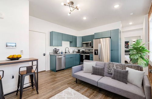 Downtown Columbus Apartment | The Broad Apt - Downtown - Pool Table Pet-friendly