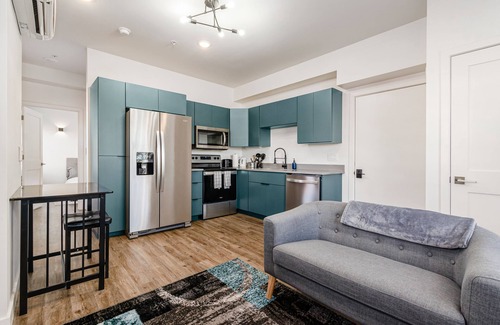 Downtown Columbus Apartment | The Broad Apt - Downtown - Pool Table Pet-friendly