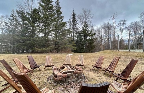 West Dover Villa | The Brown House. Indoor pool - Spa - Sauna - Gameroom