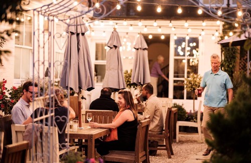 Bridport Hotel | The Bull Hotel