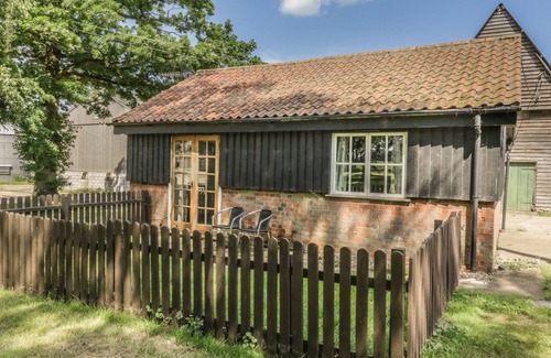 Stoke Ash Cottage | The Bull Pen
