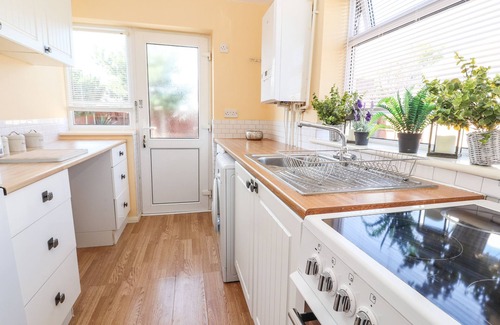 Towyn Cottage | THE BUNGALOW, pet friendly, character holiday cottage in Towyn