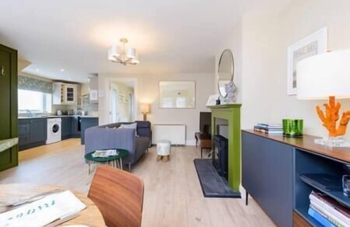 Dingle House | The Burrow - Ard Na Mara