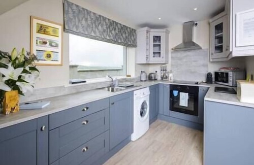 Dingle House | The Burrow - Ard Na Mara