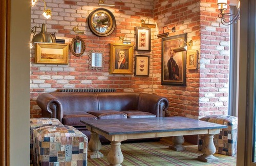 Busby Hotel | The Busby Hotel