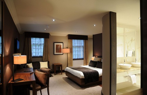 Busby Hotel | The Busby Hotel