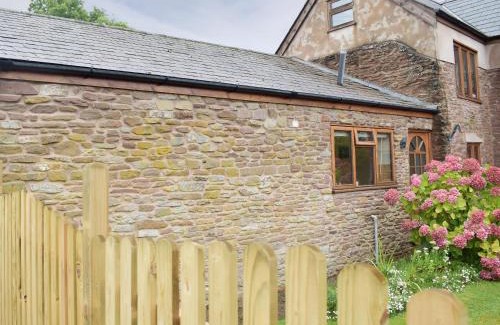 Little Cowarne House | The Byre