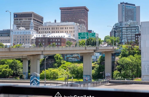 Saint-Roch Apartment | The Caïman Complex, 607 + Parking